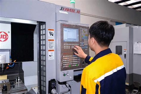 cnc machine problems|CNC Machine Operation: Common Problems and Solutions.